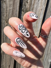 Load image into Gallery viewer, White witch - GetPressed.NailBar
